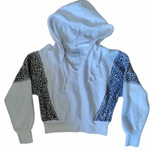 Abercrombie & Fitch XS soft sweatshirt leopard
